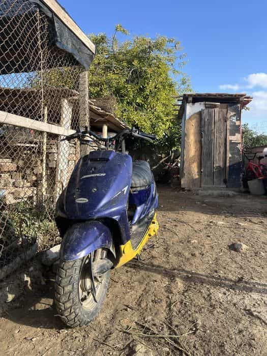 Scuter de vanzare motor perfect functional