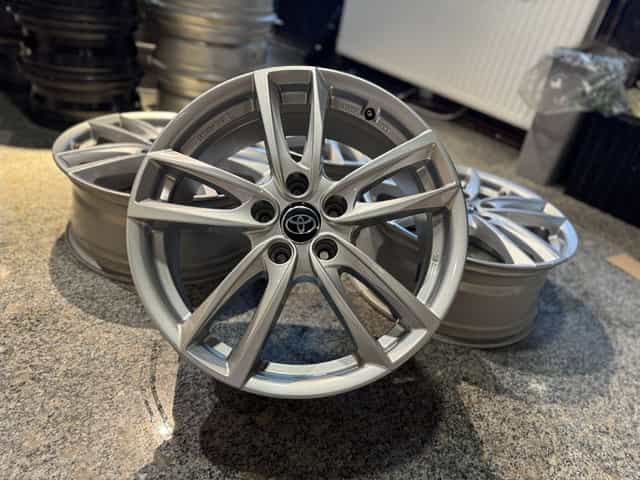 Jante aliaj 18” dedicate Toyota Camry Corolla Rav4 Yaris Cross