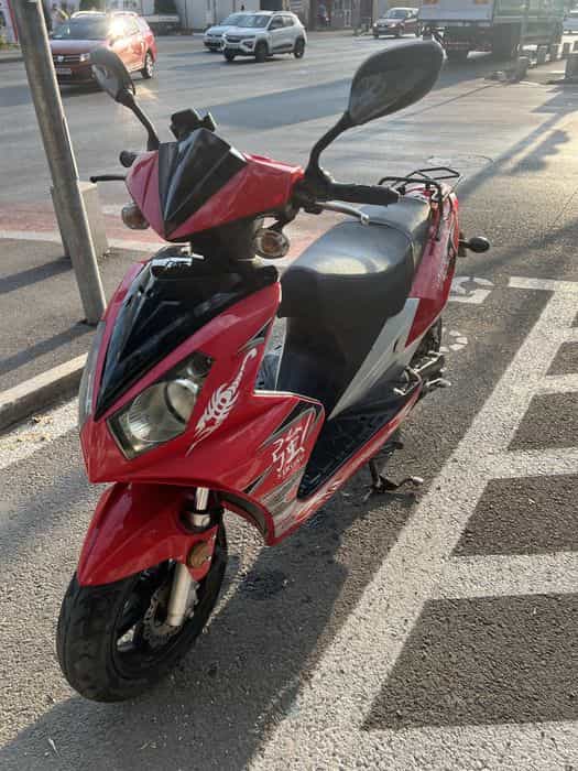 Scuter 49 cc longjia exactly 2 t