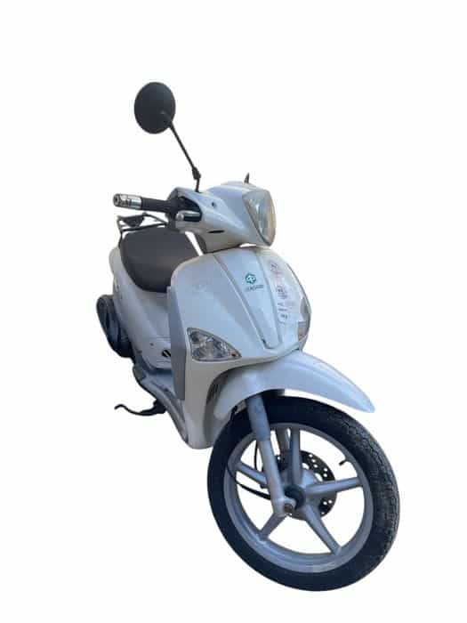 Vand Piaggio Liberty - scuter urban, fiabil si economic