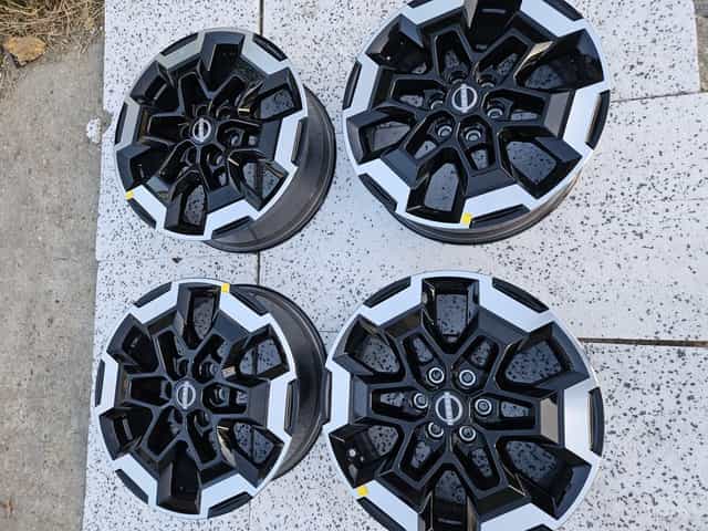 Jante nissan navara mercedes X R18 NOI bicolor