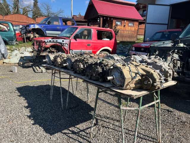 Toyota land cruiser cutii de transfer