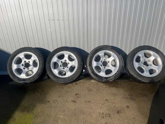 Jante Aliaj 17, Nissan Navara/Pathfinder + Anvelope Iarna M+S