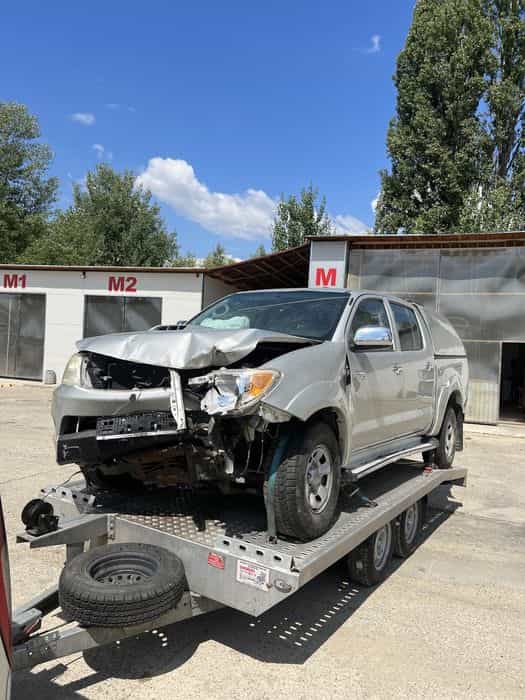 Dezmembrez Dezmembrari Toyota Hilux 2009