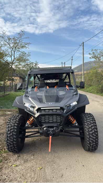 POLARIS RZR 1000 XP 2024