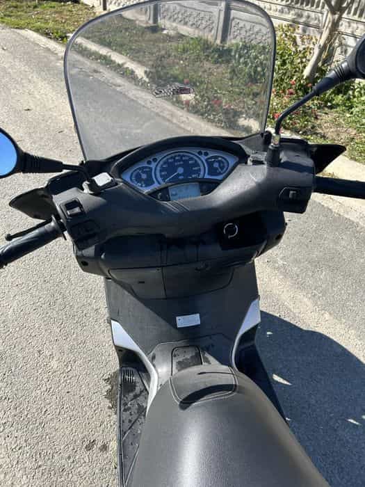 Vand sau schimb yamaha xmax 250