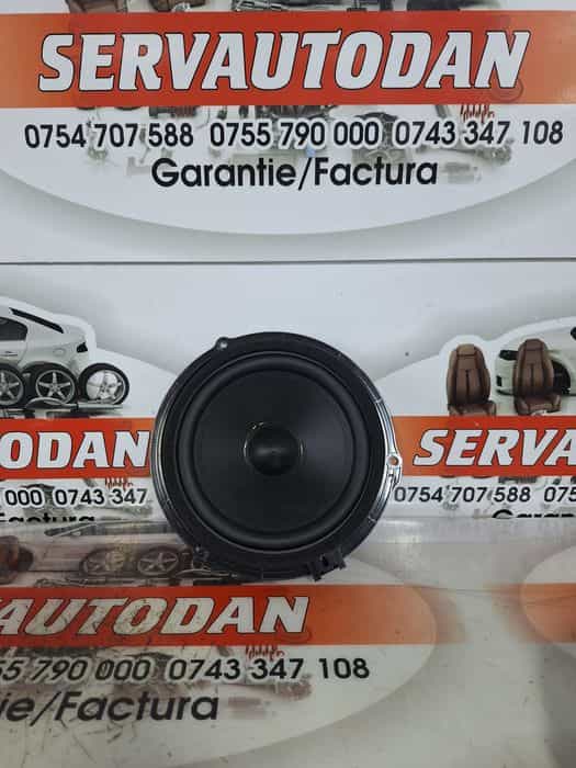 boxa land rover discovery 4 (2009->) 2.0 motorina 2016