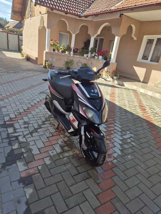 Vând sau schimb piaggio nrg