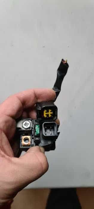 king quad 750/700 Releu pornire