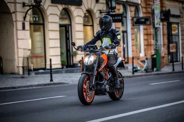 KTM Duke 390 - 2018 - 20.700 KM - Evacuare Omologata RAR, Carte Servic