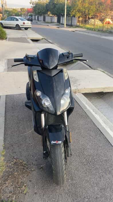 Scuter aprilia sportcity 50
