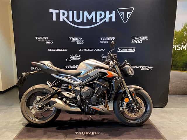 Motocicleta Triumph Street Triple 765 RS Second 2025 | Rate | Leasing