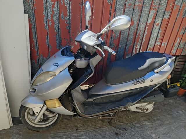 Scuter Kymco 125 cc