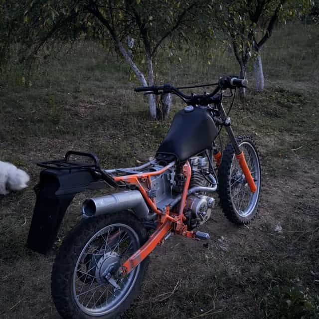 Vand/schimb cross 250 cc ,merge impecabil