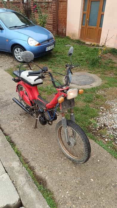 Moped și Aprilia Leonardo 150cc