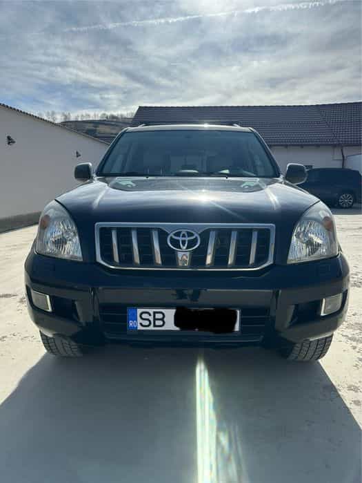 Toyota Land Cruiser 120