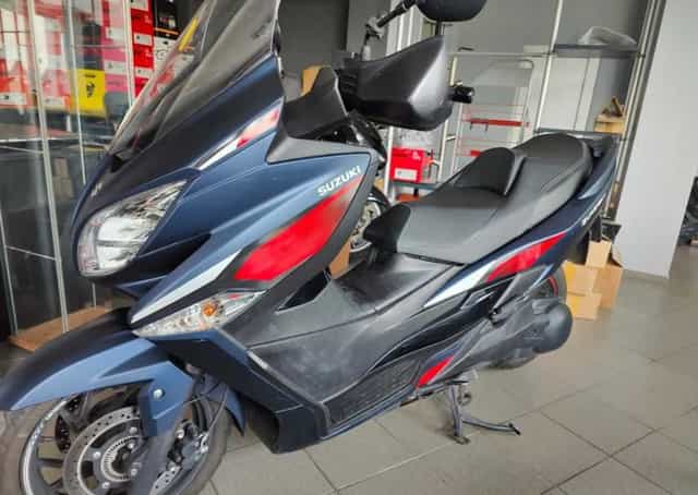Suzuki Burgman 400 an 2021
