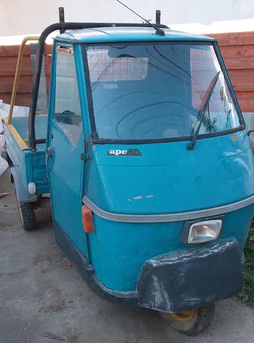 Piaggio ape 50 .