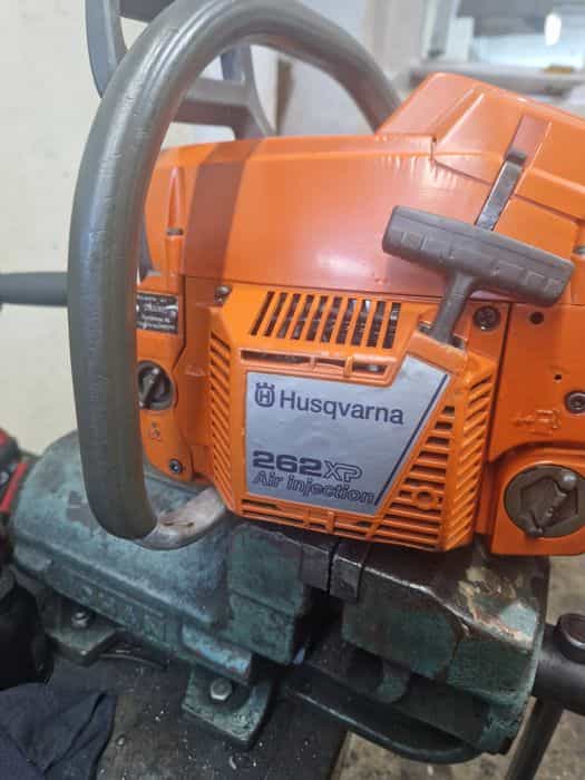 Motofierastrau Husqvarna 262