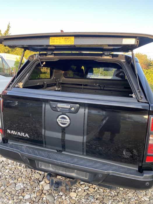 Oblon benă Nissan Navara  NP 300 2017