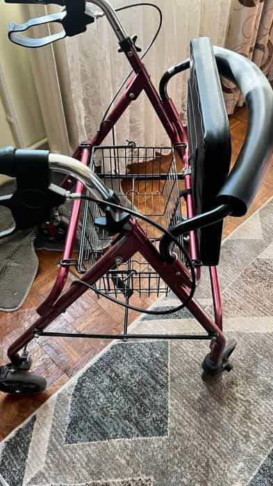 Mergator din aluminiu