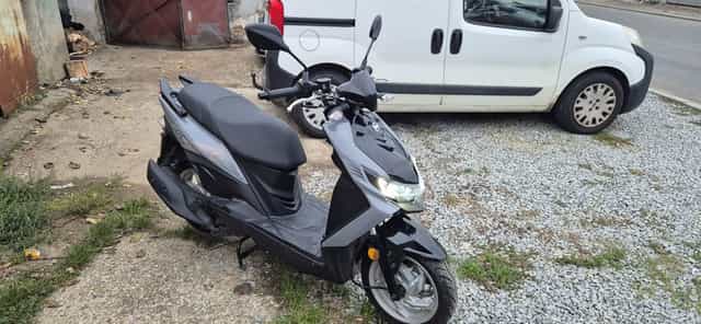 Scuter SYM 50cm nou schimb cu 125cm