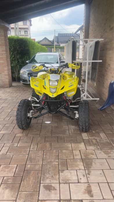 Suzuki ltz 400 ful power bomb