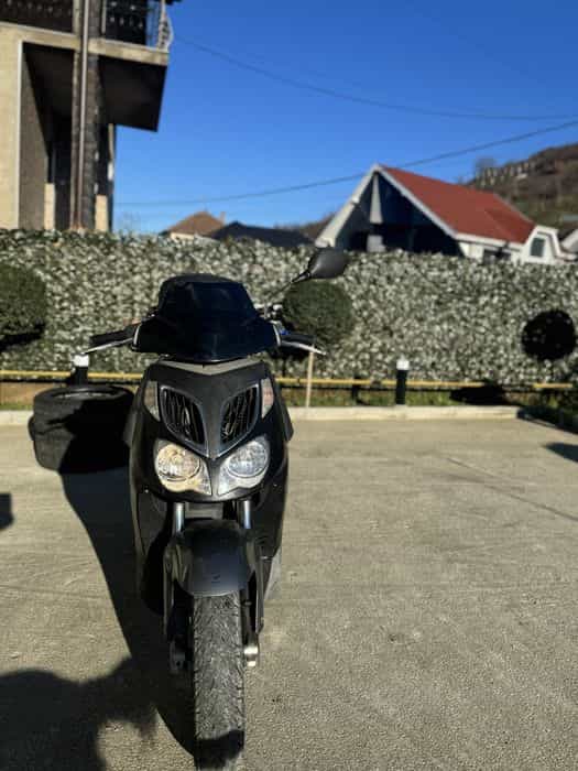 Aprilia sportCity 200cc