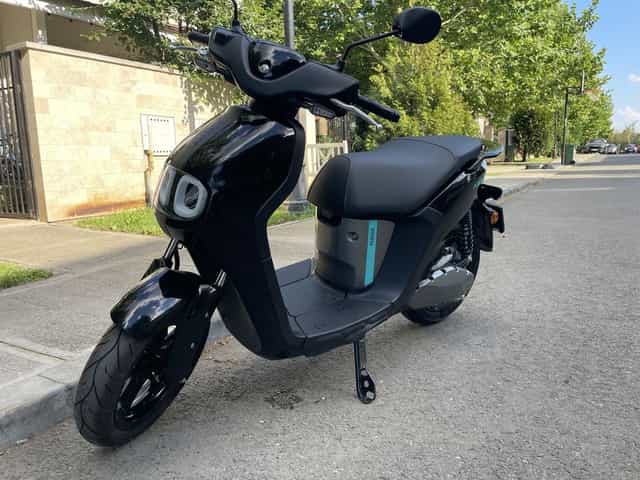 Yamaha Neo's Scooter Electric - 2 Baterii