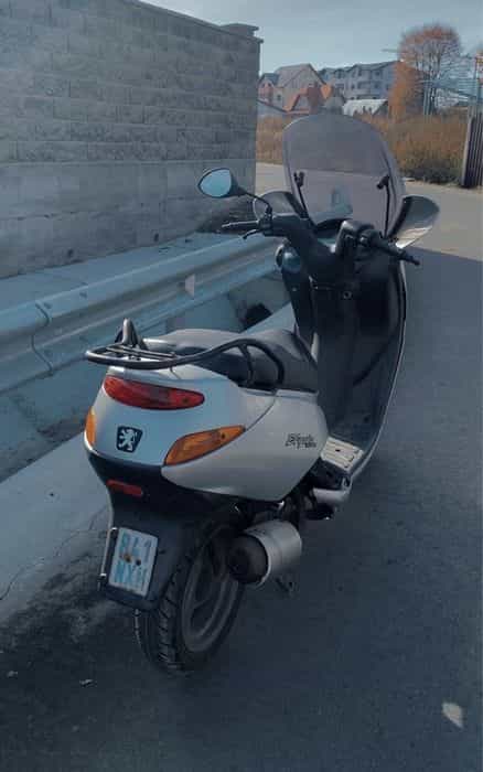 Scuter peugeot cu acte