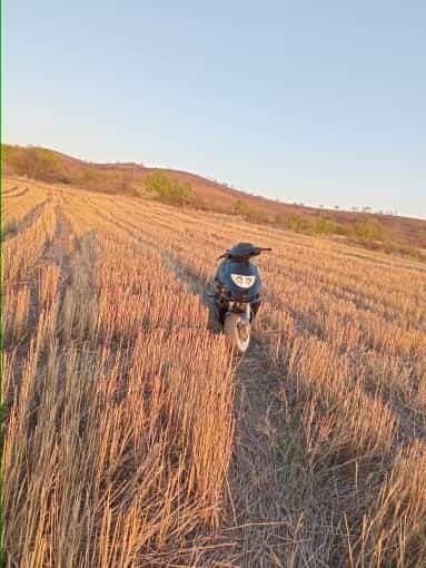 Vând scuter susuki katana Ay 50 ,49 cc 2t racire apa