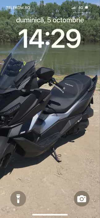 Vvand maxiscuter Symcruisim300