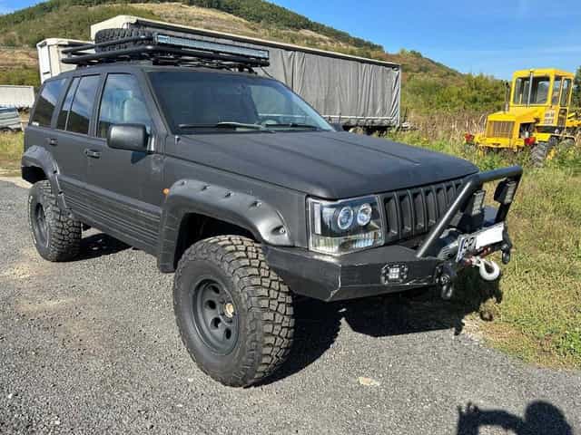 JEEP GRAND CHEROKEE V8 - offroad accept unele schimburi