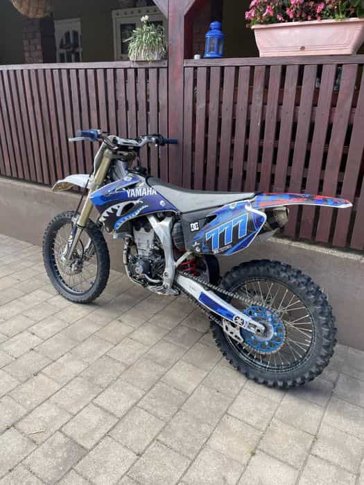 Vând cross yamaha yz450f