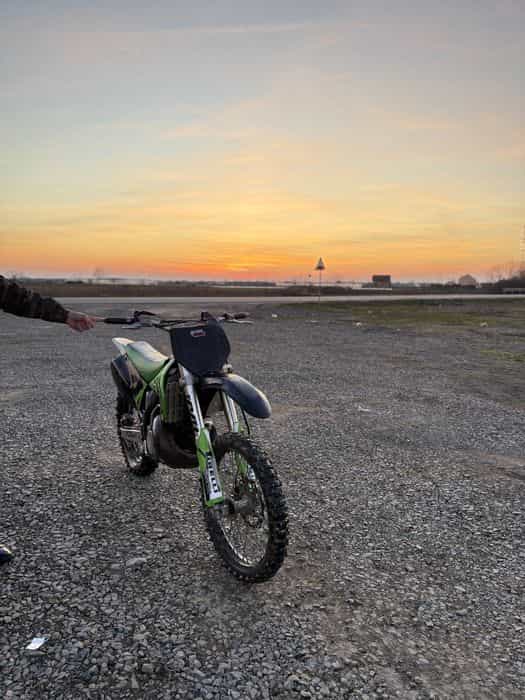 Kawasaki kx250 2t