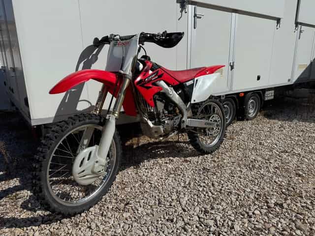 Honda CRF 250R - Motocros, 4T, în stare bună