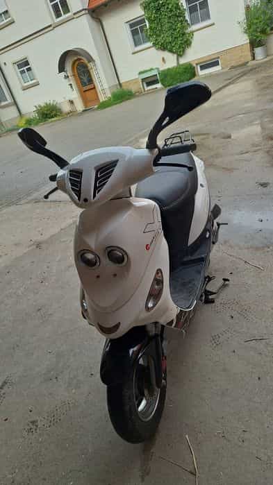 Vănd scuter 49 cc