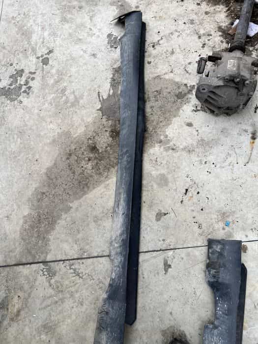 Prag dreapta plastic  Jeep Cherokee - Motorina 2015