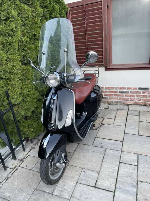 Scuter Vespa Primavera 2016