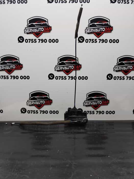 broasca dreapta spate nissan navara (2004->) 2.5 motorina 2008