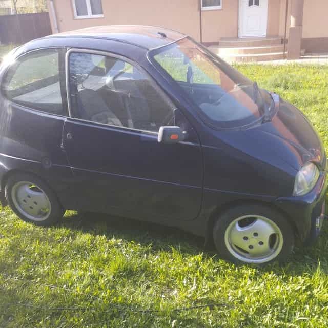 Autó moped lieger ambra