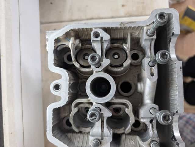 Chiulasa Suzuki drz/ Ltz 400 și alte piese