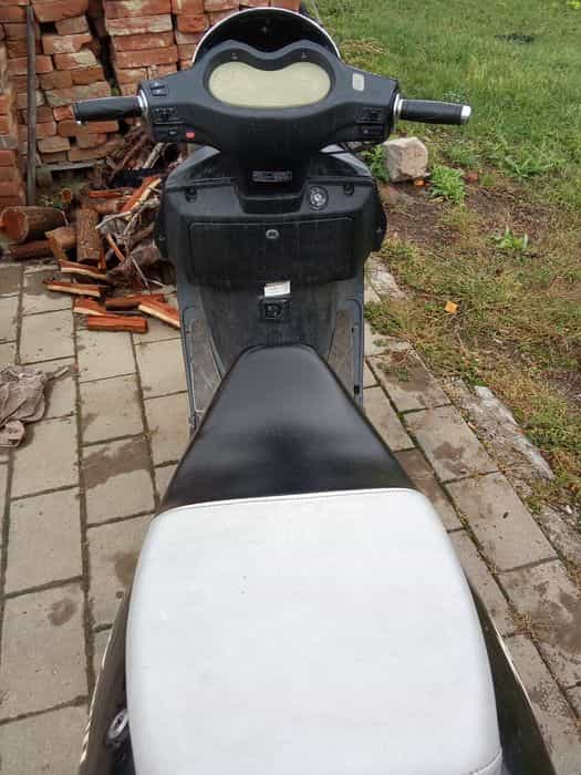 Vând motoscuter sh.