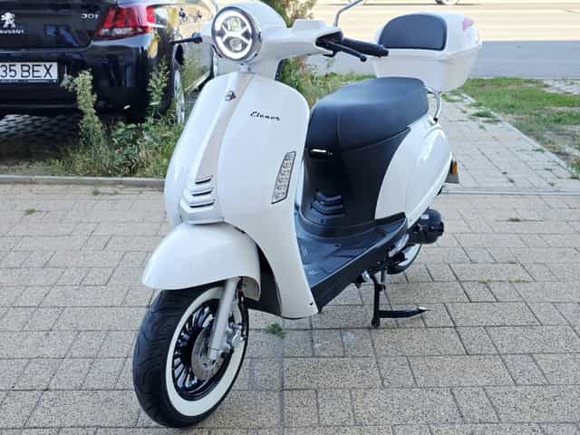 Scuter fara permis  nou 2021 Doar 567km !!