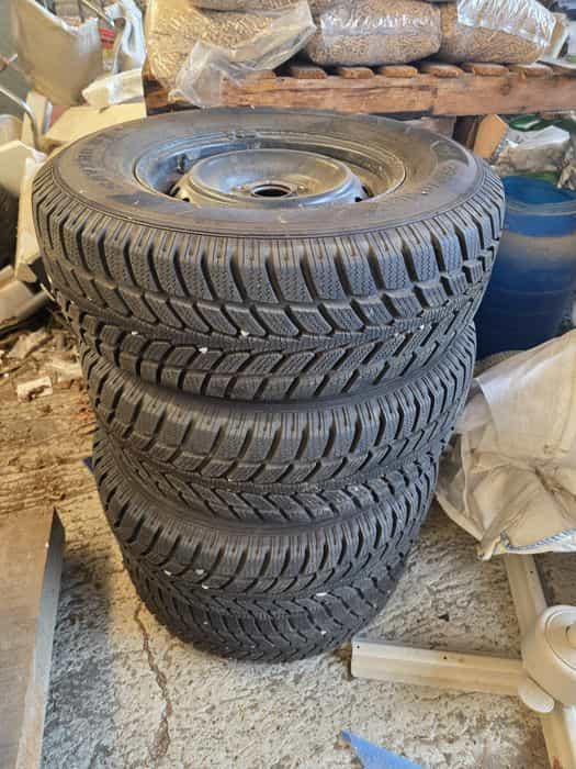 Anvelope plus jante tabla pentru Nissan Navara, mercedes x class