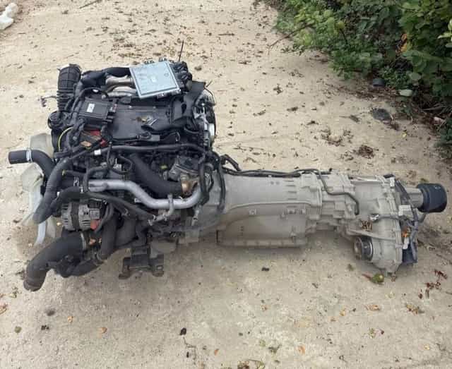 Cutie viteze Nissan navara 2.3