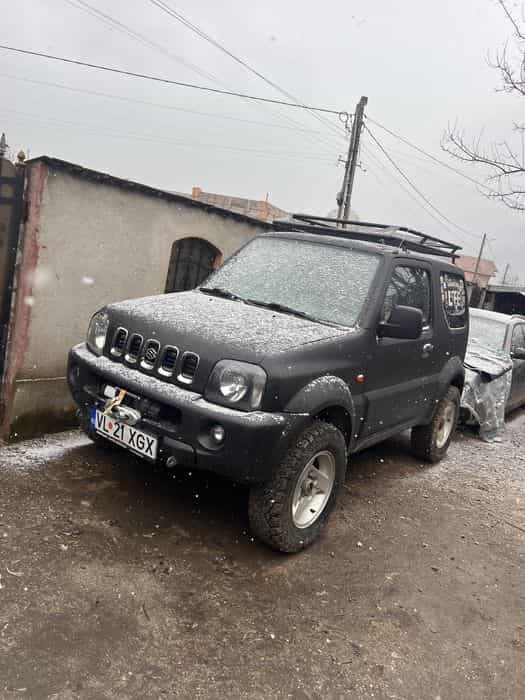 Vand sau schimb “SUZUKI JIMNY “