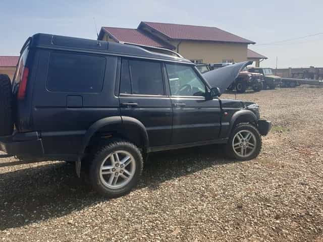 dezmembrez land rover discovery 2 facelift