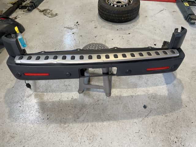 Bara spate Land Rover Discovery 3 originala cu senzori parcare