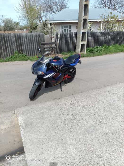 yamaha tzr 50 se conduce cu cat B